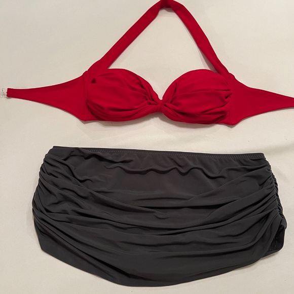 Norma Kamali Bill Ruched Bikini Swim Top Halter Red Sz M - Picture 10 of 12